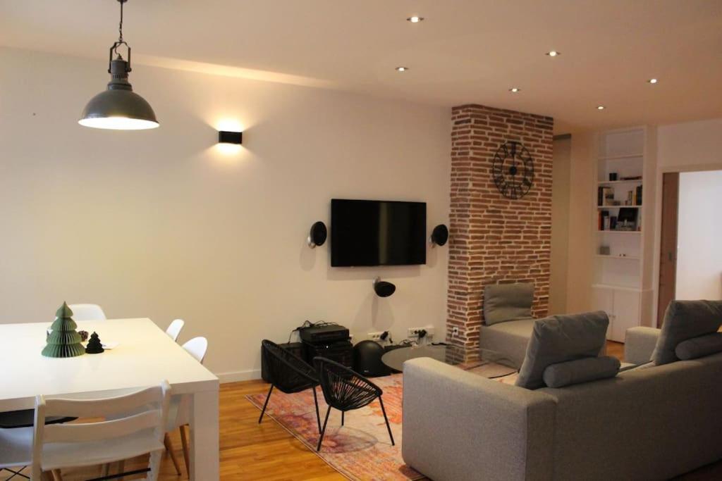 Le Jane : Centre Ville, Garage, Balcon Annecy Kültér fotó