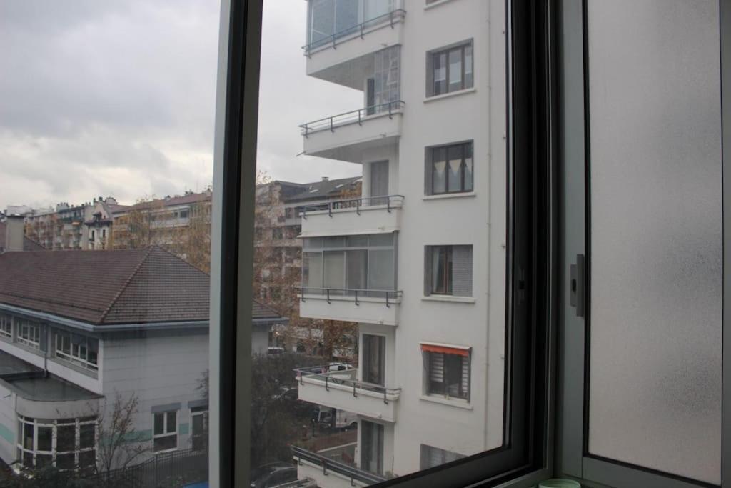 Le Jane : Centre Ville, Garage, Balcon Annecy Kültér fotó